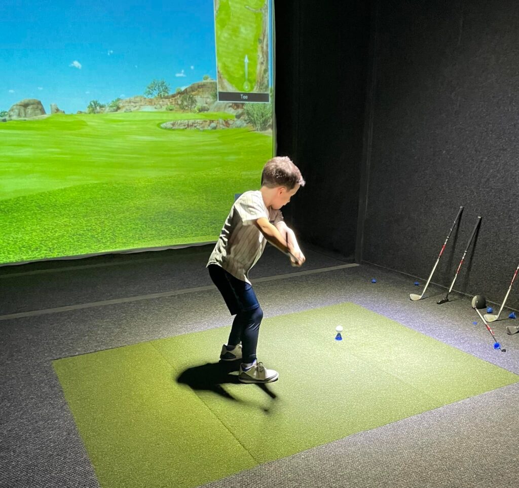 What To Expect- at Halfway House Indoor Golf-Chicago Suburbs